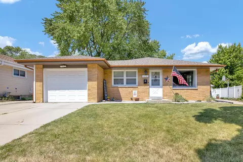3241 S 98th, Milwaukee, WI 53227