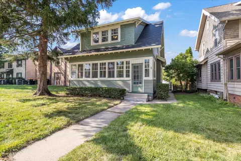 8364 Watertown Plank, Wauwatosa, WI 53213