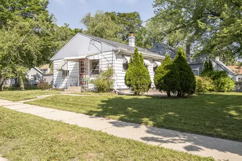 5700 N 37th, Milwaukee, WI 53209