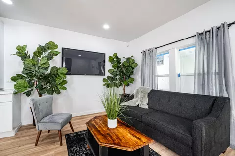 2911 W Cherry, Milwaukee, WI 53208