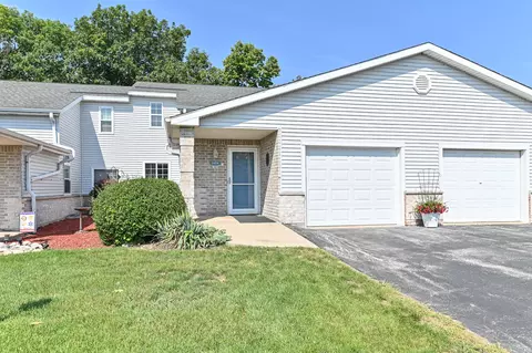 3404 W Sycamore, Franklin, WI 53132