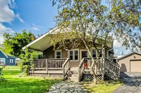 6202 245th, Paddock Lake, WI 53168