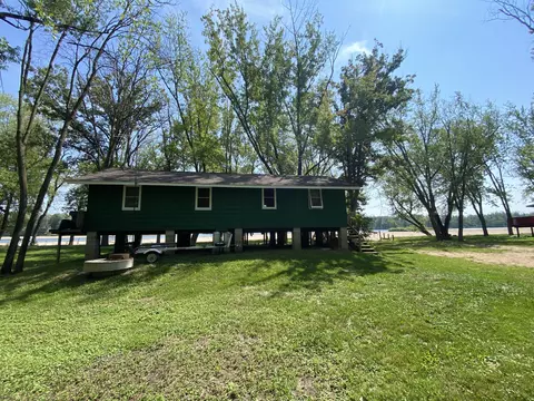 N5850 Blackhawk, Caledonia, WI 53901