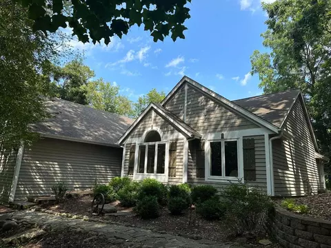 w5669 Cool Hill Drive, La Grange, WI 53121