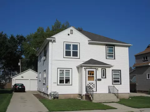 2026 Folger #2026A, Sheboygan, WI 53081