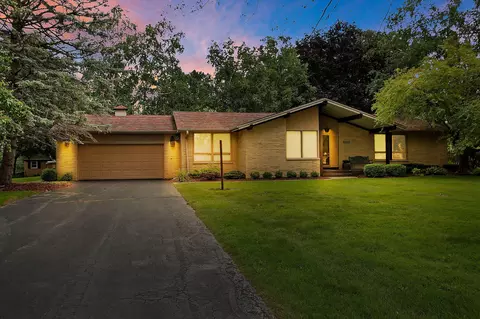 10747 41st, Pleasant Prairie, WI 53158