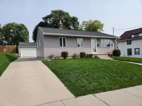 1014 Manila, Manitowoc, WI 54220