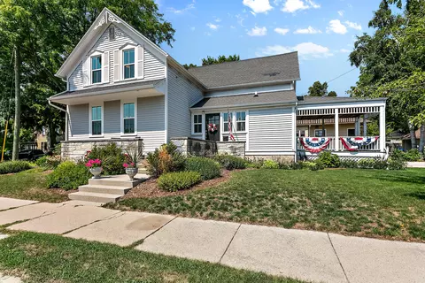 n66w6506 Cleveland, Cedarburg, WI 53012