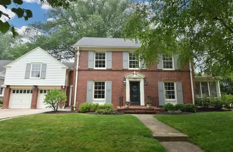 1822 N 81st, Wauwatosa, WI 53213