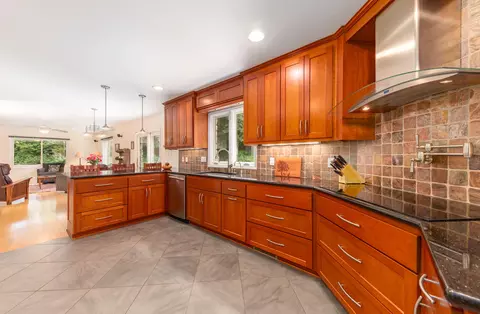 9569 W Upham, Milwaukee, WI 53228