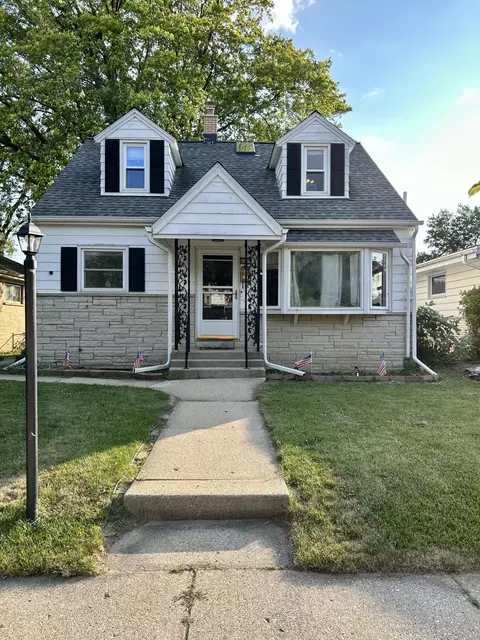 8055 W Potomac, Milwaukee, WI 53218