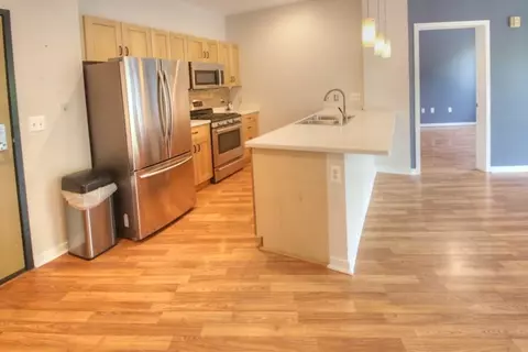2080 N Commerce #218, Milwaukee, WI 53212