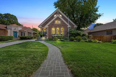 7111 W Wisconsin, Wauwatosa, WI 53213