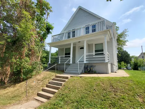 3220 N 21st, Milwaukee, WI 53206