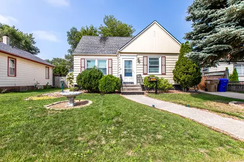 7626 16th, Kenosha, WI 53143