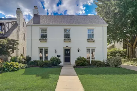 2645 Pasadena, Wauwatosa, WI 53226