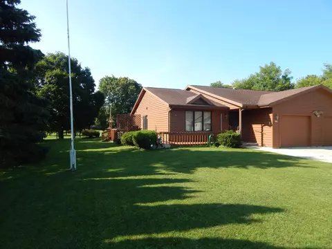 2719 Windepoint, Sheboygan, WI 53083