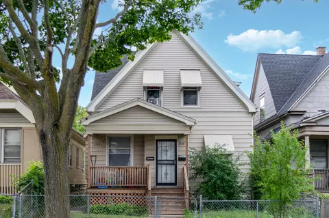 3737 N 10th #3737 A, Milwaukee, WI 53206