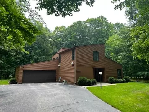 5404 Pinecrest, Wilson, WI 53081