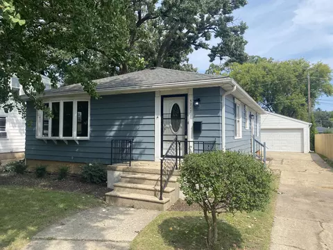 5717 40th, Kenosha, WI 53144