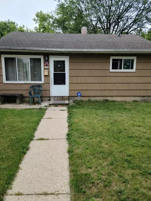 6119 W Carmen, Milwaukee, WI 53218