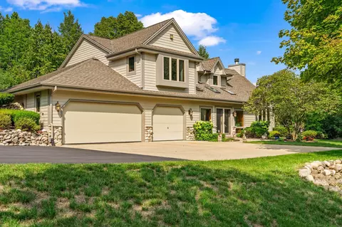 532 Wildwood, Richfield, WI 53017