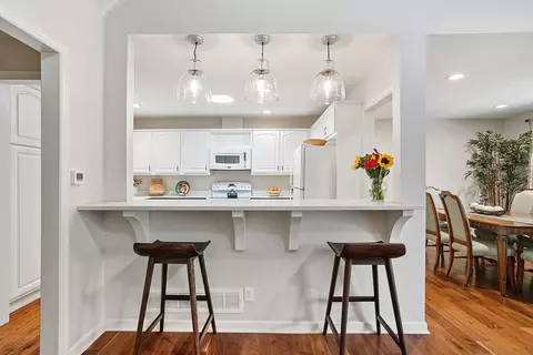 2110 W Raleigh, Mequon, WI 53092