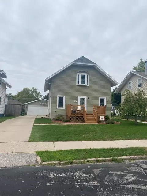 508 S 26th, Manitowoc, WI 54220