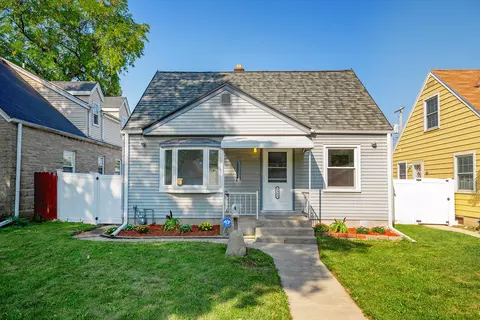 1341 S 107th, West Allis, WI 53214
