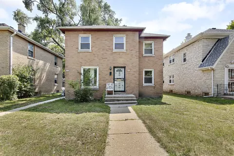3725 W Capitol #27, Milwaukee, WI 53216