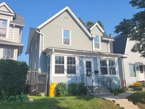 1552 S 80th, West Allis, WI 53214