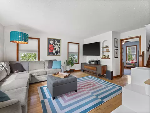 3758 E Munkwitz, Cudahy, WI 53110