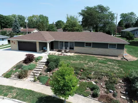1650 Willow, Grafton, WI 53024