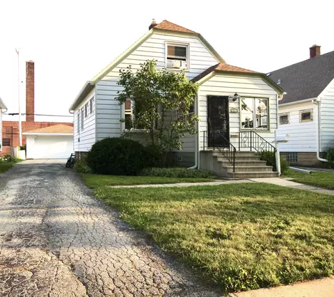 3647 E Wanda, Cudahy, WI 53110