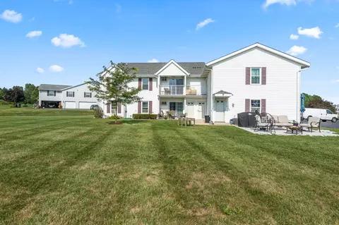 294 Minz Park #4, West Bend, WI 53095