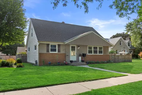 5050 S 20th, Milwaukee, WI 53221