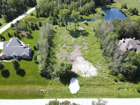 1601 Briarwood, Sheboygan, WI 53083