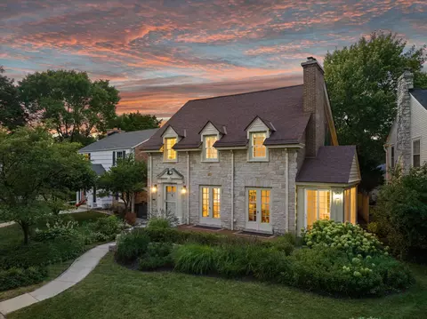 408 E Lexington, Whitefish Bay, WI 53217