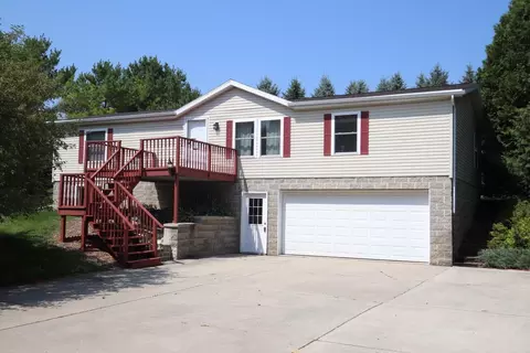 16022 Sunshine, Meeme, WI 53042