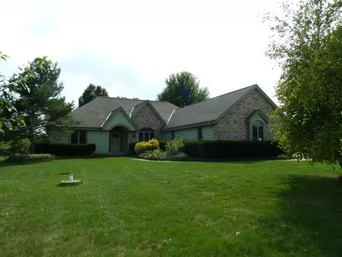 4163 Meadowlark, Hubertus, WI 53033