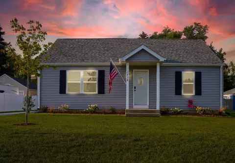 1718 Ellis, Racine, WI 53402