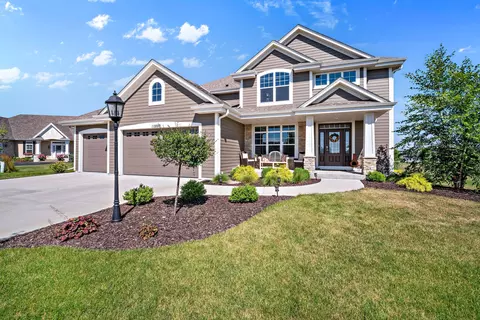 10890 N Highlander, Mequon, WI 53097