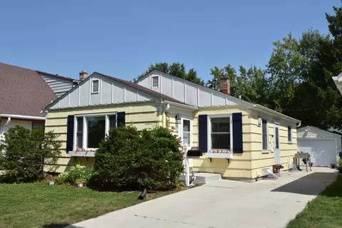 3618 N 94th, Milwaukee, WI 53222