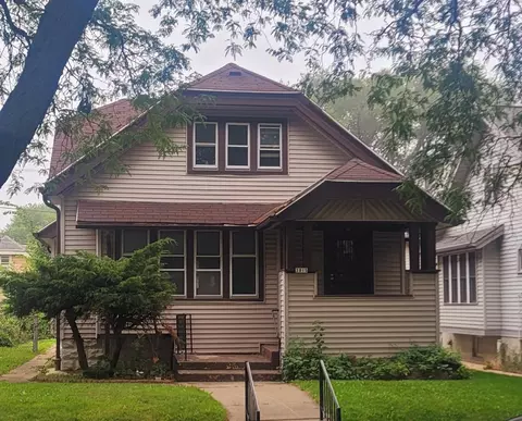 3815 N 26th, Milwaukee, WI 53206