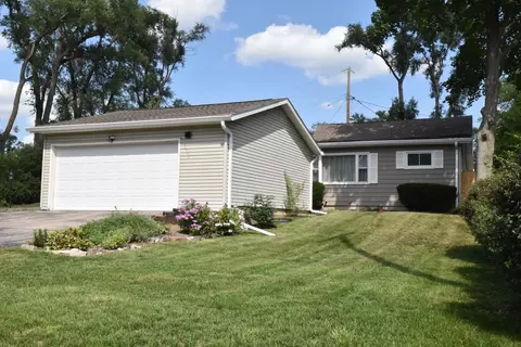 3415 Fischer, Burlington, WI 53105