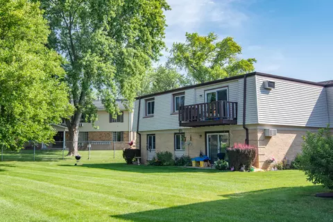 n169w19872 Georgetown #201, Jackson, WI 53037