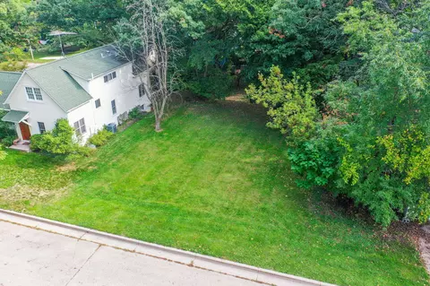Lt4 Oakwood, Williams Bay, WI 53191