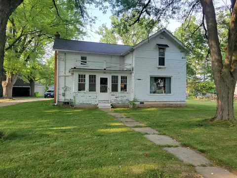 544 E Capitol, Hartland, WI 53029