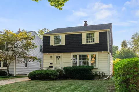 4763 N Hollywood, Whitefish Bay, WI 53211