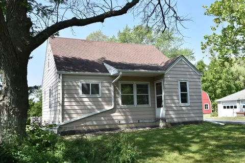 8559 S 35th, Franklin, WI 53132